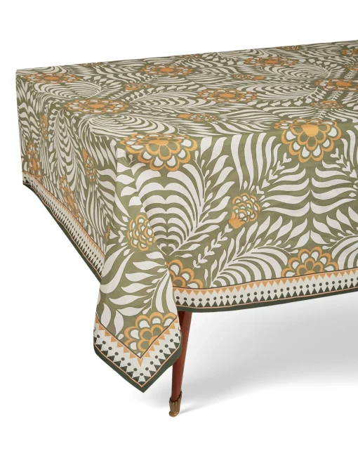 Large TableclothTudor Light Green in Linen