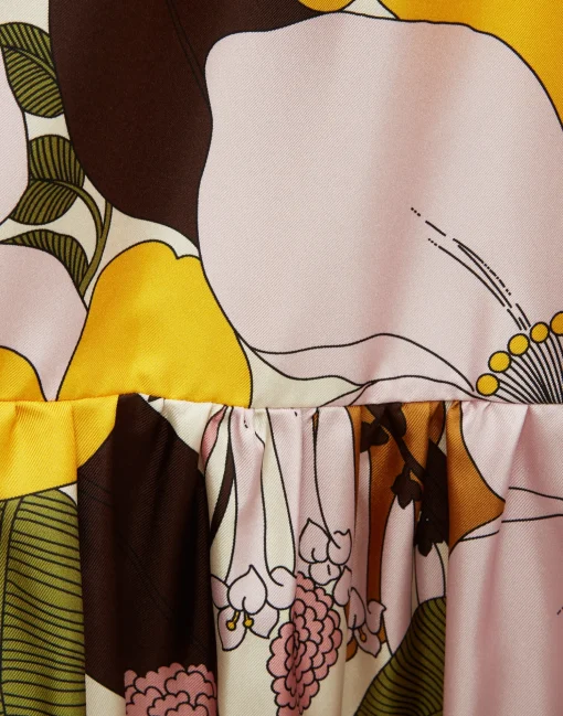 Long And Sassy DressBig Flower Rose in Silk Twill