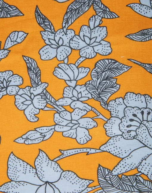 Medium TableclothLilium Zafferano in Linen