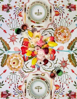 Medium TableclothWhite Turning Tulips in Linen