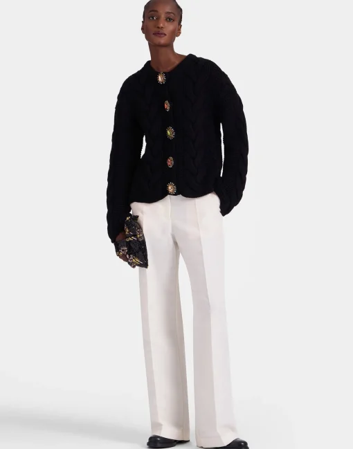 Portrait CardiganSolid Black in Chunky Wool