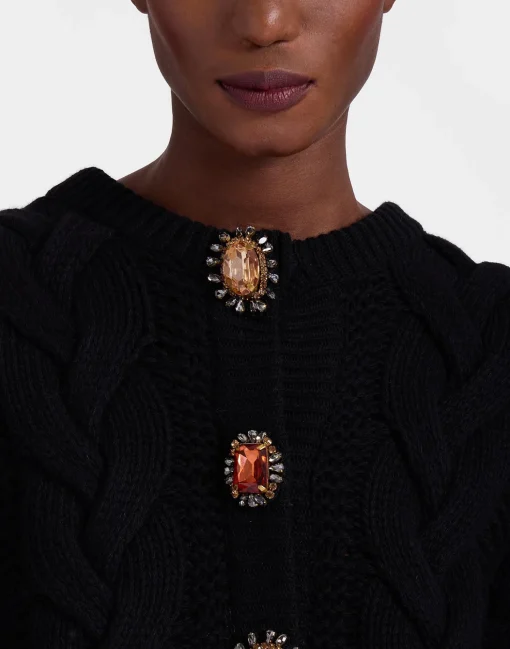 Portrait CardiganSolid Black in Chunky Wool
